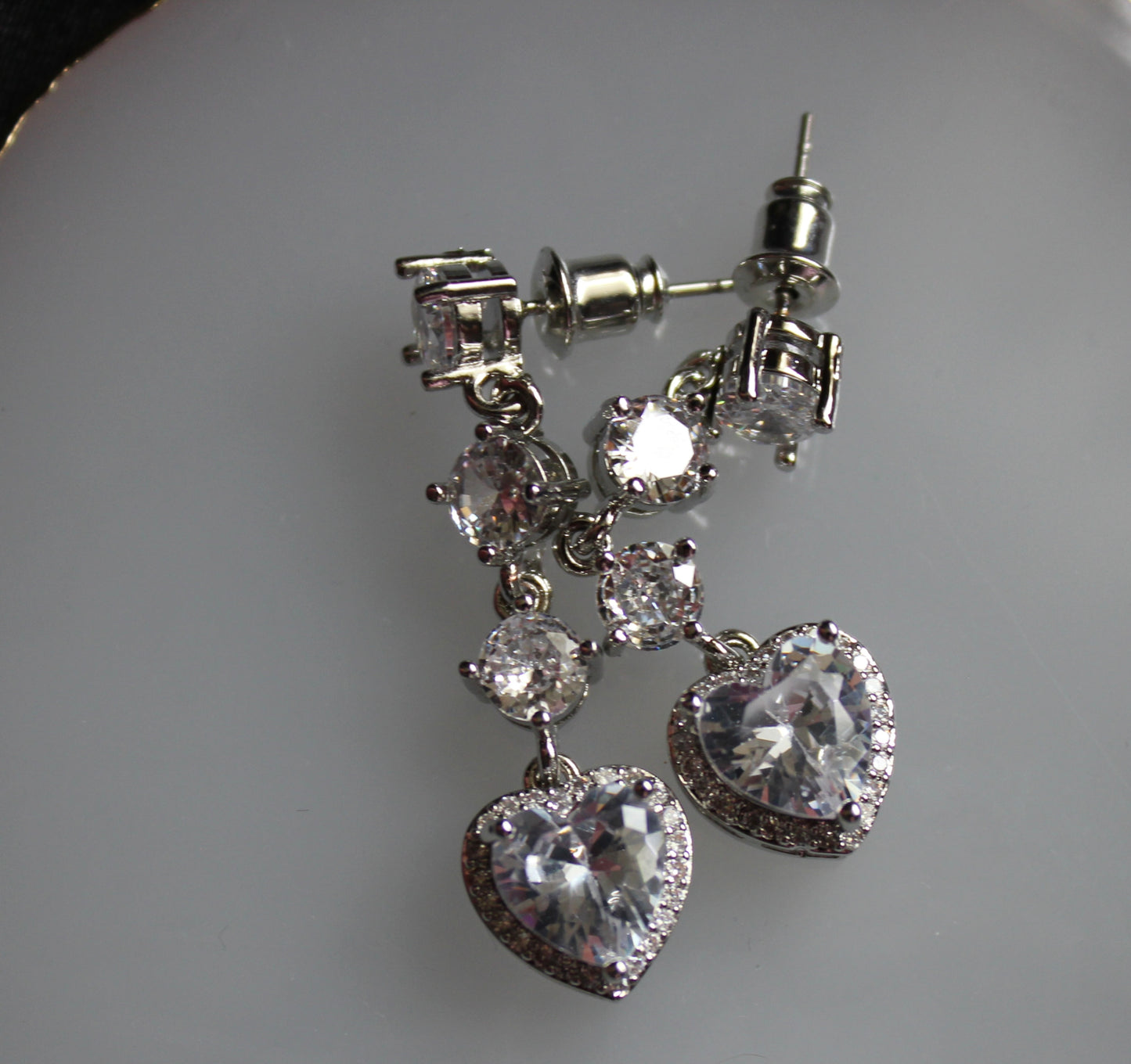 Çelik Zirkon Taşlı Küpe