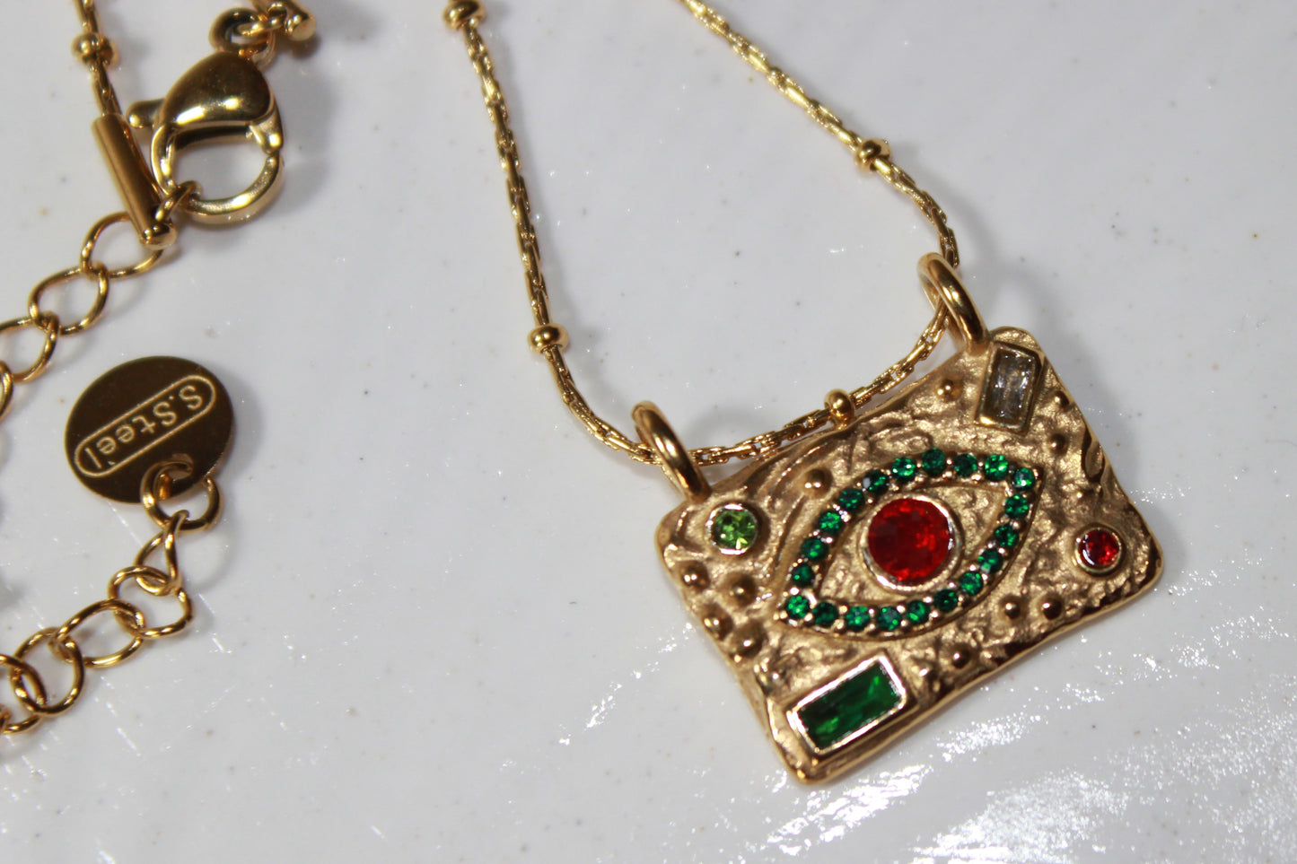 Çelik Göz Gold Kolye