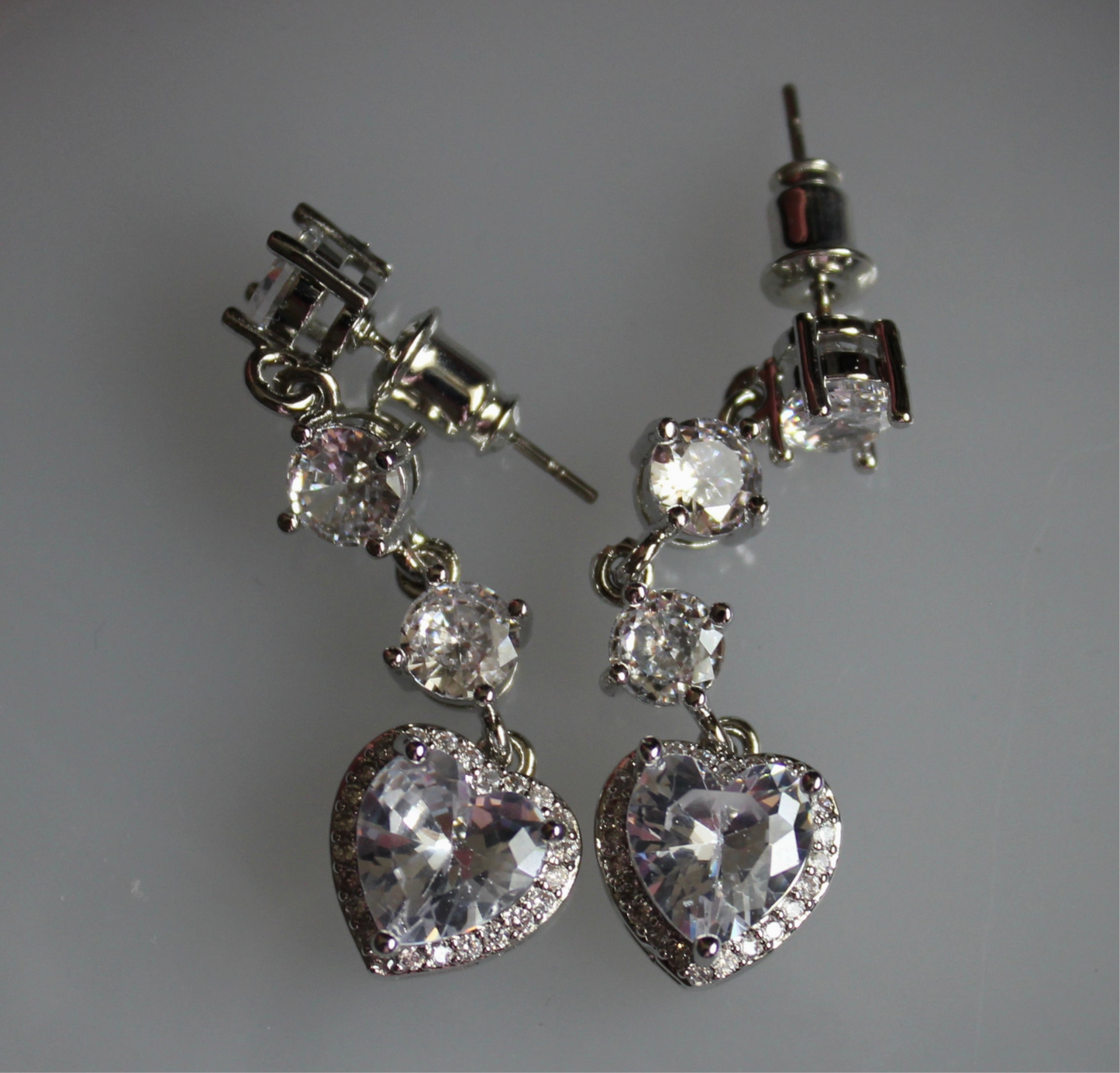 Çelik Zirkon Taşlı Küpe