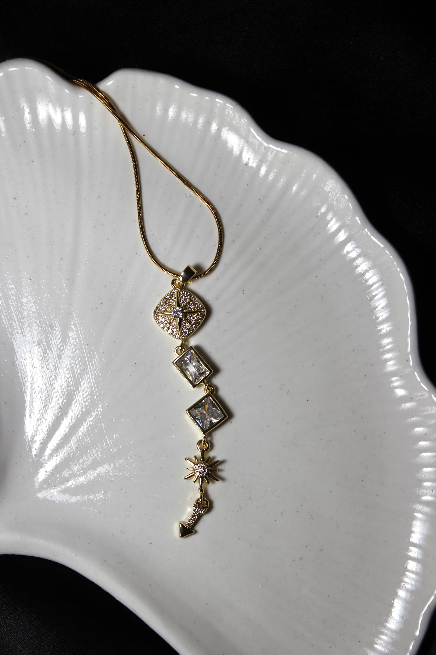 Zirkon Taşlı Y Kolye