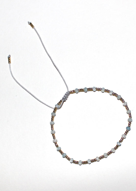 Gold ip boncuk bileklik