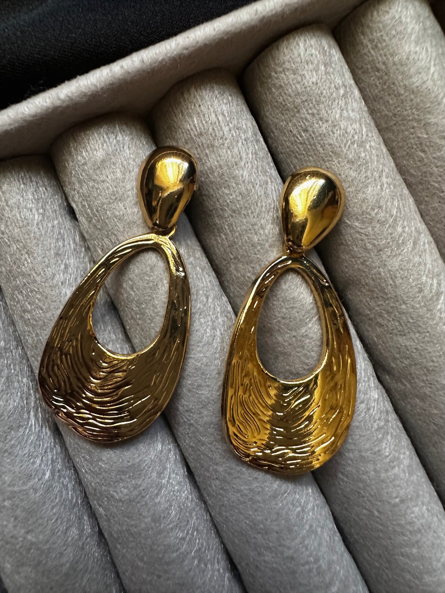 Gold Damla Çelik Küpe